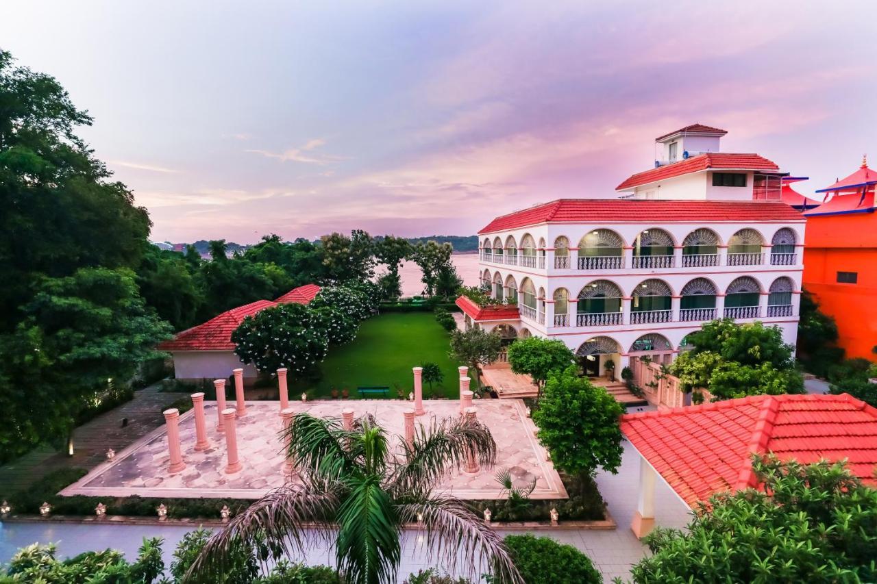 Saptapuri By Royal Orchid Hotels Limited Benares Buitenkant foto