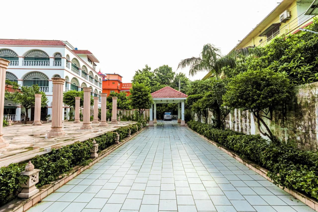 Saptapuri By Royal Orchid Hotels Limited Benares Buitenkant foto