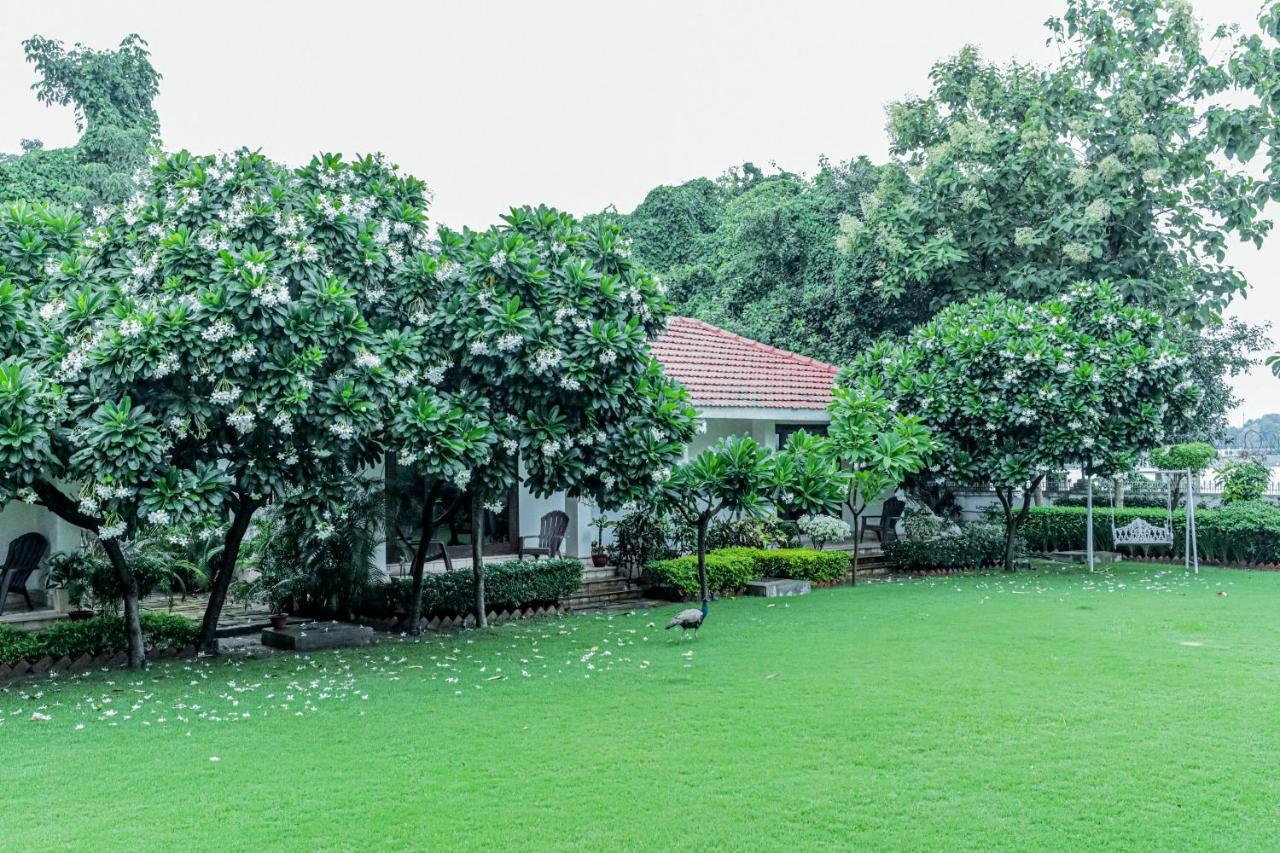Saptapuri By Royal Orchid Hotels Limited Benares Buitenkant foto