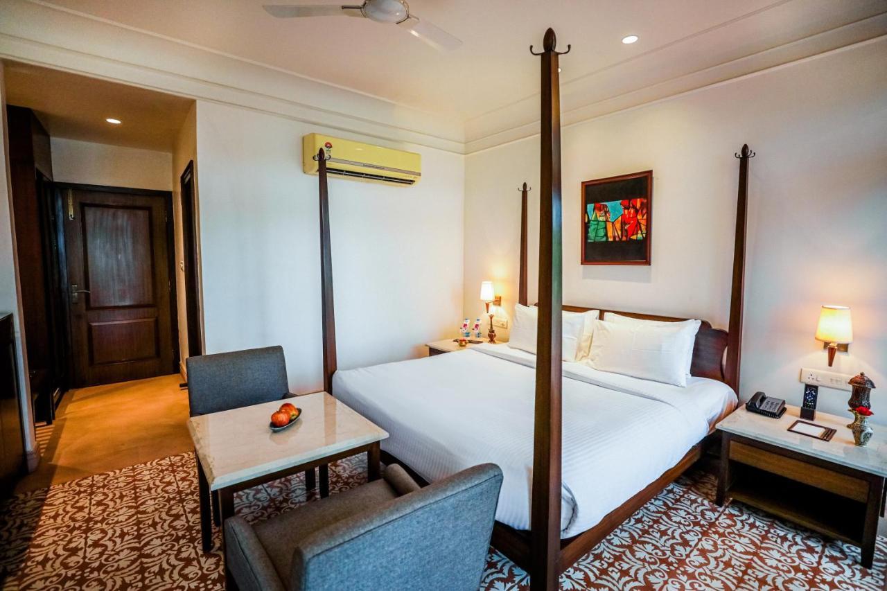 Saptapuri By Royal Orchid Hotels Limited Benares Buitenkant foto